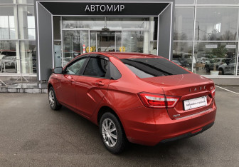 Подержанный автомобиль LADA (ВАЗ) Vesta Sedan 2017 года (5 фото)