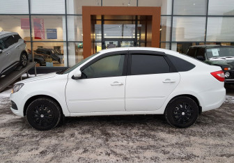 Подержанный автомобиль LADA (ВАЗ) Granta Liftback 2024 года (8 фото)