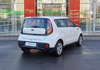 Подержанный автомобиль Kia Soul 2017 года (5 фото)