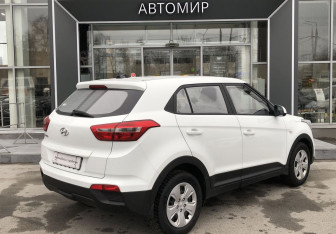 Подержанный автомобиль Hyundai Creta 2017 года (5 фото)