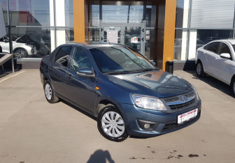 Подержанный автомобиль LADA (ВАЗ) Granta Sedan 2015 года (3 фото)