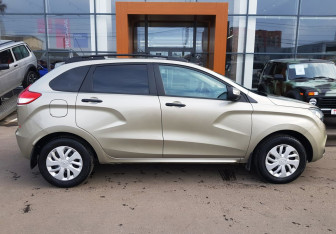 Подержанный автомобиль LADA (ВАЗ) XRAY 2021 года (4 фото)