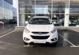 Подержанный автомобиль Hyundai ix35 2014 года (2 фото)