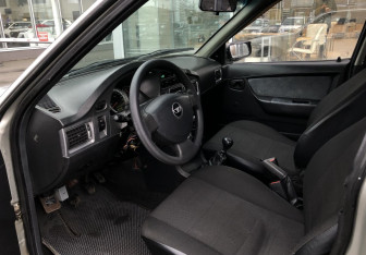 Подержанный автомобиль Daewoo Nexia Sedan 2008 года (9 фото)