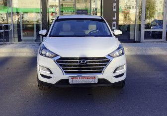 Подержанный автомобиль Hyundai Tucson 2019 года (2 фото)