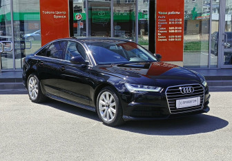 Подержанный автомобиль Audi A6 Sedan 2018 года (3 фото)
