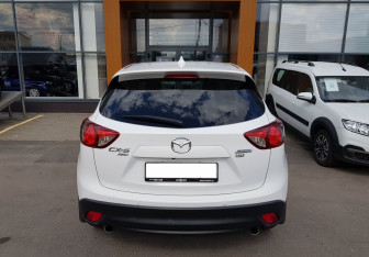 Подержанный автомобиль Mazda CX-5 2014 года (6 фото)