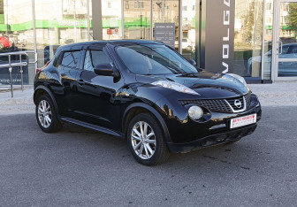 Подержанный автомобиль Nissan Juke 2013 года (3 фото)