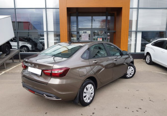Подержанный автомобиль LADA (ВАЗ) Vesta Sedan 2024 года (5 фото)
