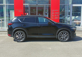 Подержанный автомобиль Mazda CX-5 2017 года (4 фото)