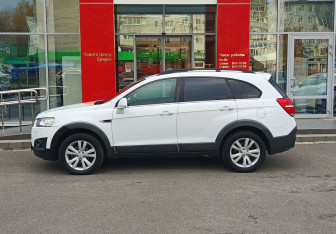 Подержанный автомобиль Chevrolet Captiva 2013 года (7 фото)