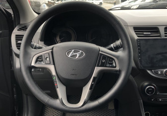 Подержанный автомобиль Hyundai Solaris Sedan 2014 года (9 фото)