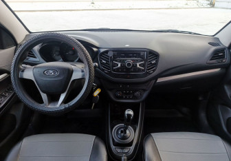 Подержанный автомобиль LADA (ВАЗ) Vesta Sedan 2016 года (15 фото)