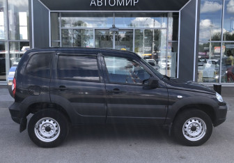 Подержанный автомобиль Chevrolet Niva 2019 года (4 фото)