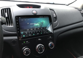 Подержанный автомобиль Kia Cerato Sedan 2011 года (15 фото)