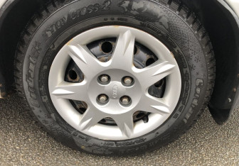 Подержанный автомобиль Kia Spectra Sedan 2007 года (15 фото)