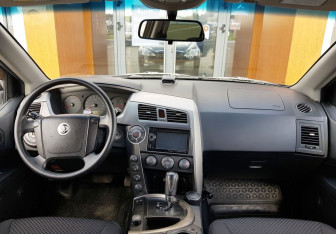Подержанный автомобиль SsangYong Kyron 2013 года (11 фото)
