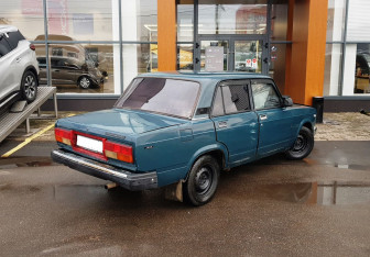Подержанный автомобиль LADA (ВАЗ) 2107 2003 года (5 фото)