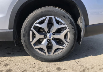 Подержанный автомобиль Subaru Forester Suv 2019 года (18 фото)
