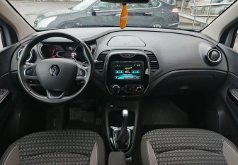 Подержанный автомобиль Renault Kaptur 2019 года (15 фото)