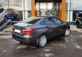 Подержанный автомобиль LADA (ВАЗ) Vesta Sedan 2021 года (5 фото)
