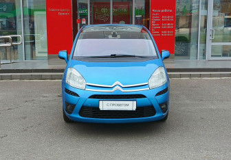 Подержанный автомобиль Citroen C4 Picasso 2011 года (2 фото)