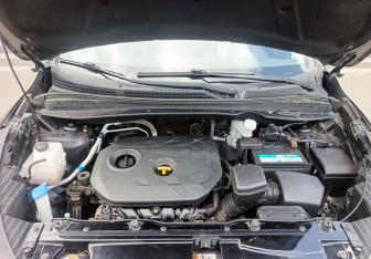 Подержанный автомобиль Hyundai ix35 2014 года (11 фото)