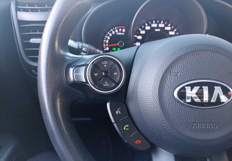 Подержанный автомобиль Kia Soul 2017 года (19 фото)