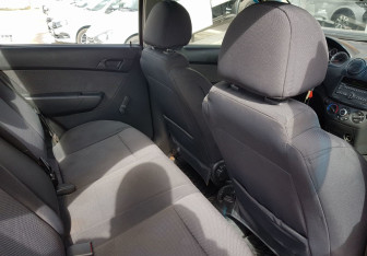 Подержанный автомобиль Chevrolet Aveo Sedan 2011 года (10 фото)