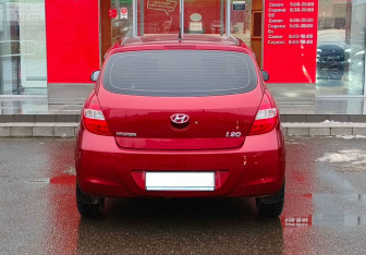 Подержанный автомобиль Hyundai i20 2009 года (6 фото)