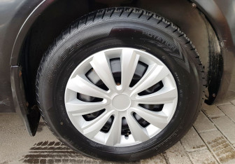 Подержанный автомобиль Renault Logan Sedan 2011 года (12 фото)