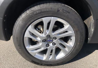 Подержанный автомобиль Volvo XC70 2014 года (17 фото)