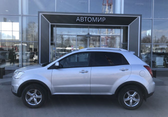 Подержанный автомобиль SsangYong Actyon 2011 года (8 фото)