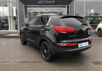 Подержанный автомобиль Kia Sportage 2014 года (7 фото)