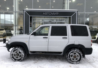 Подержанный автомобиль УАЗ Patriot 2007 года (8 фото)