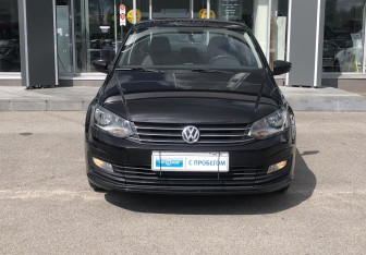 Подержанный автомобиль Volkswagen Polo Sedan 2016 года (2 фото)