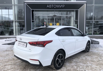 Подержанный автомобиль Hyundai Solaris Sedan 2019 года (5 фото)