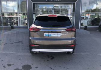 Подержанный автомобиль Geely Atlas Pro 2023 года (6 фото)