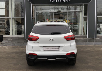 Подержанный автомобиль Hyundai Creta 2017 года (6 фото)
