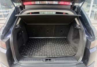 Подержанный автомобиль Land Rover Range Rover Evoque 2011 года (12 фото)