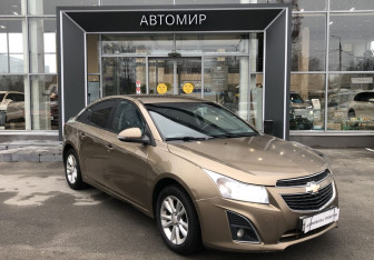 Подержанный автомобиль Chevrolet Cruze Sedan 2013 года (3 фото)