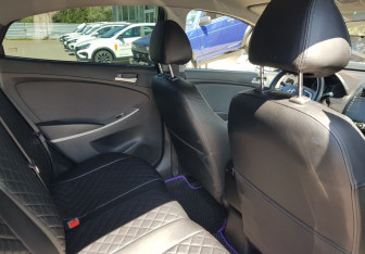 Подержанный автомобиль Hyundai Solaris Sedan 2013 года (10 фото)