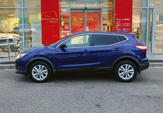Подержанный автомобиль Nissan Qashqai 2018 года (8 фото)