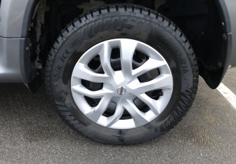 Подержанный автомобиль Nissan Terrano 2014 года (16 фото)