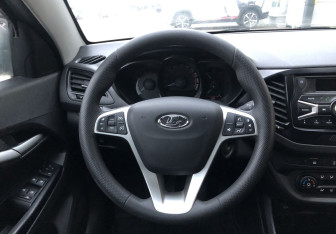 Подержанный автомобиль LADA (ВАЗ) Vesta Wagon 2019 года (12 фото)