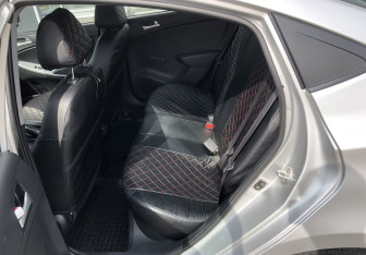 Подержанный автомобиль Hyundai Solaris Sedan 2013 года (11 фото)