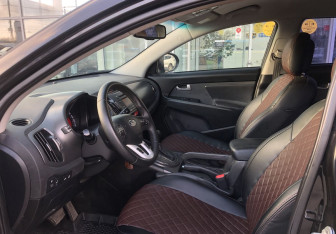 Подержанный автомобиль Kia Sportage 2011 года (9 фото)