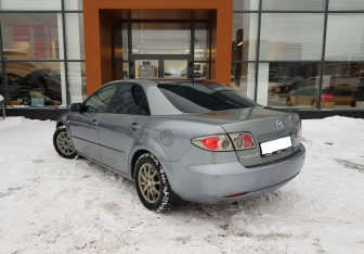 Подержанный автомобиль Mazda 6 Sedan 2006 года (7 фото)