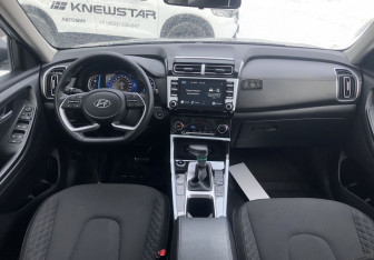 Подержанный автомобиль Hyundai Creta 2021 года (10 фото)