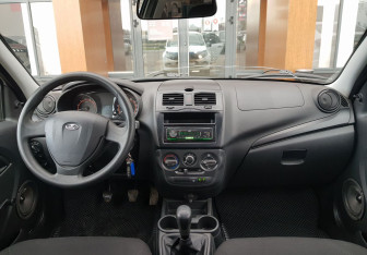 Подержанный автомобиль LADA (ВАЗ) Granta Sedan 2019 года (11 фото)